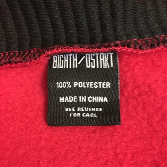 8ighth Dstrkt Red pullover Superior Sweater Large - Picture 7 of 8